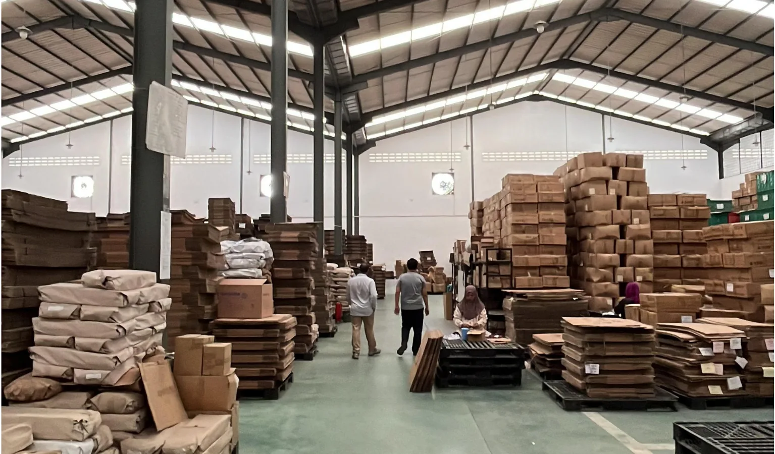 Aturan Ekspor Baru Mulai Berlaku, Industri dan Logistik Bersiap Hadapi Perubahan Rantai Pasok